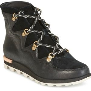 GUC Sorel Women’s Sneakchic Alpine Boots Black Sz 9.5